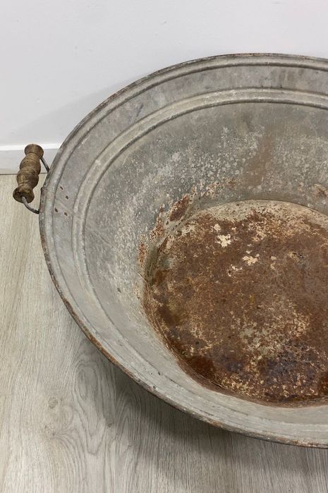 Antiga grande bacia.