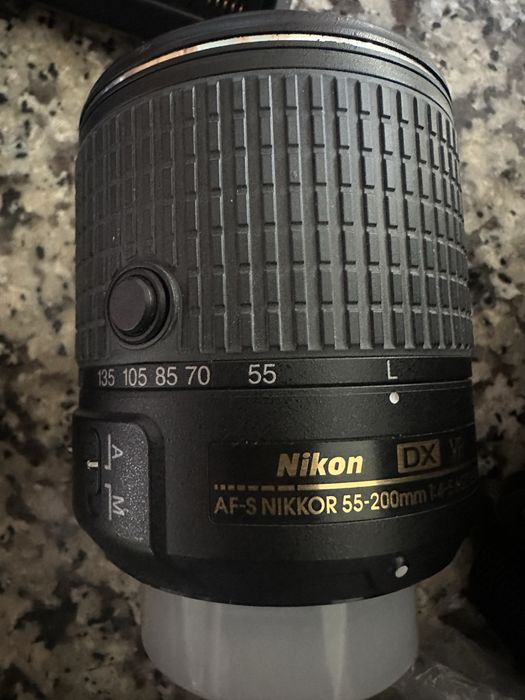 Nikon D3400 + 2 Lentes + Bolsa e Tripé + Carregador + Bateria