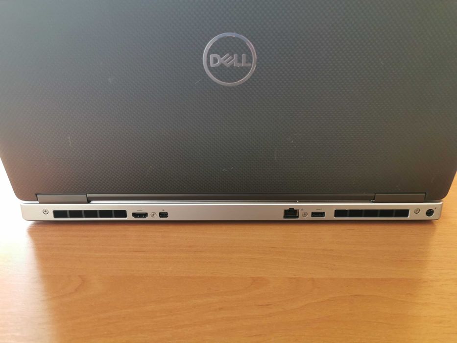 Ноутбук Dell Precision 7740 Xeon 17.3 FullHD 32Гб/512Г Nvidia RTX 4000
