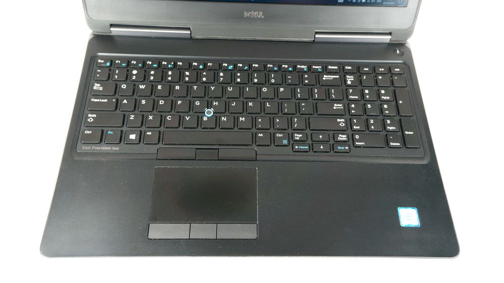 Dell Precision 7510\ I7 6820HQ\128GB\16GB\AMD FirePro™ W5170M w 2GB