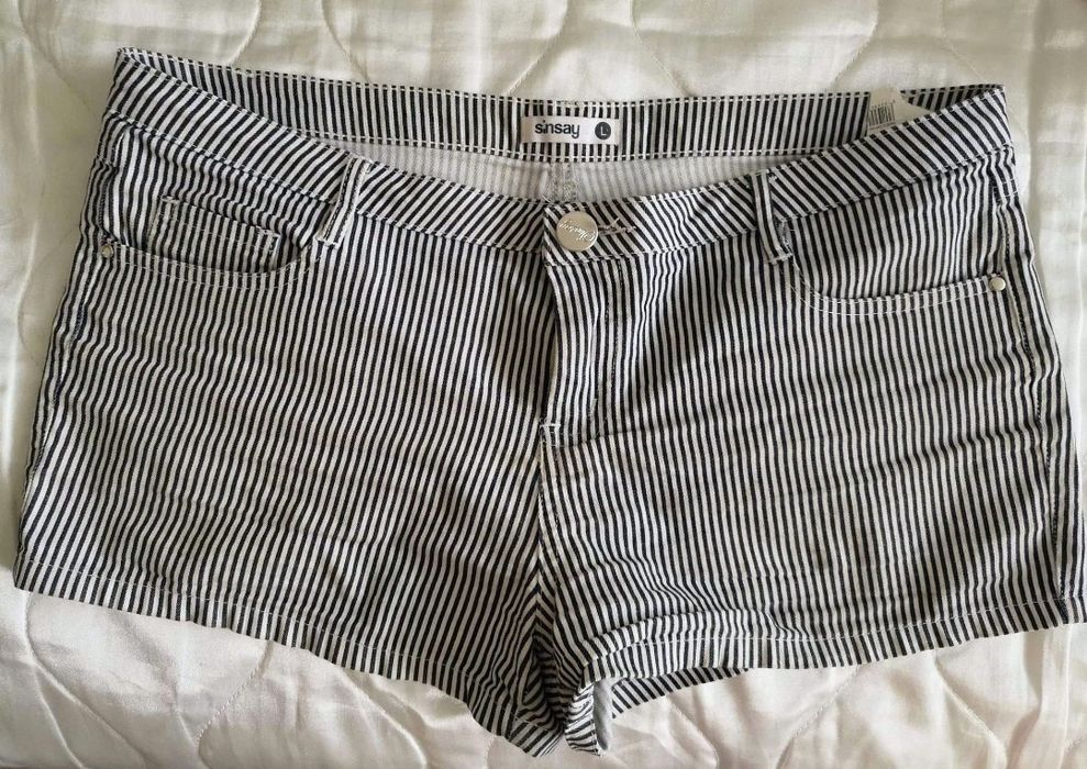 Czarno-białe Sinsay szorty spodnie letnie M