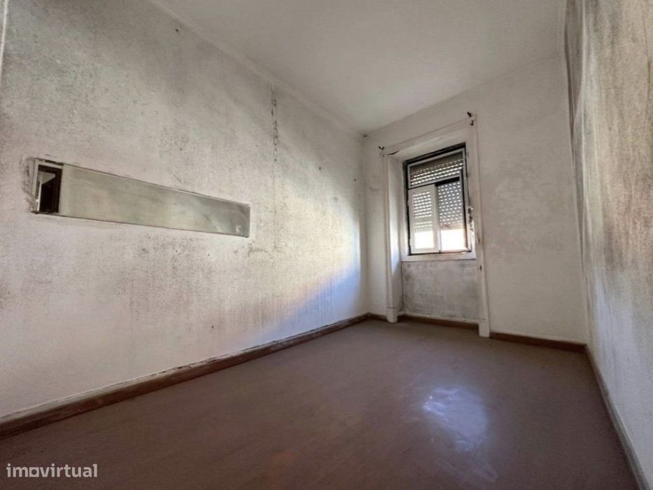 T2/ Remodelação Total/ Beato