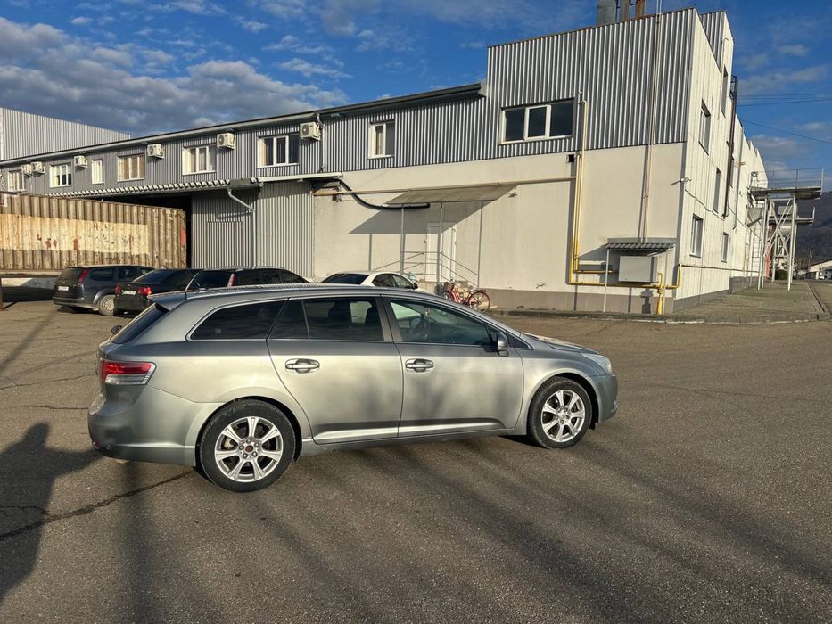 Toyota Avensis 2.2Dizel