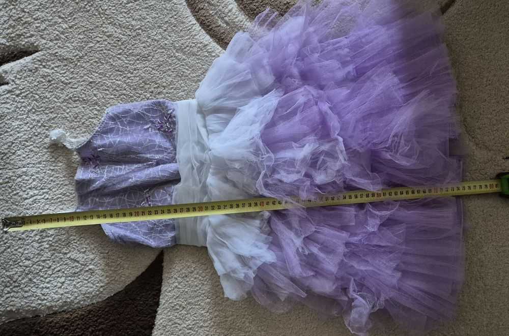 Плаття для дівчинки, нарядне, 5-6 років