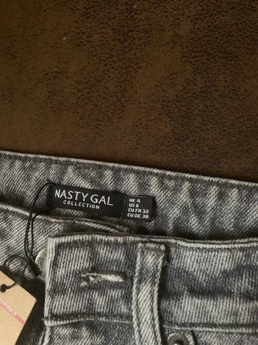 Spodnie Mom Jeans Nasty Gal