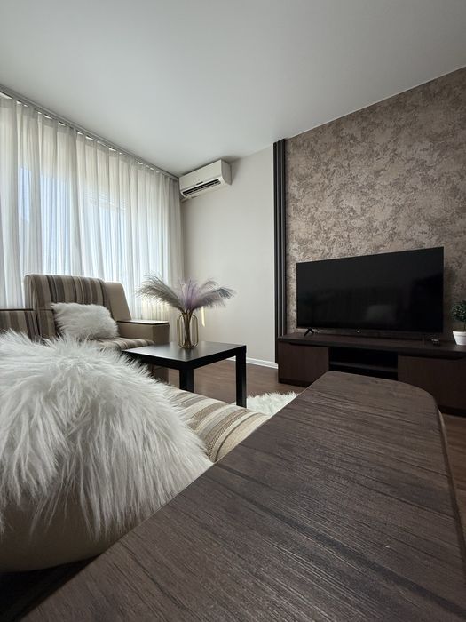 Ремонт! 2 кімн кв-ра в Самому Центрі - проспект Миру 75Б Є-Відновлення