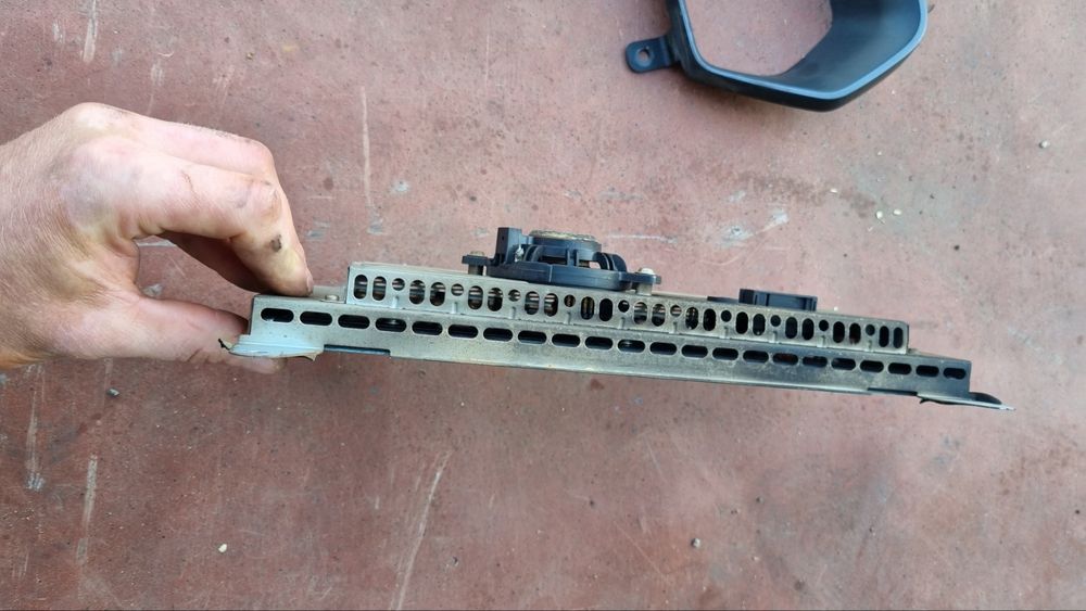 Монитор, дисплей,INTEL з динаміком 1447934-00-C Model S 16-19