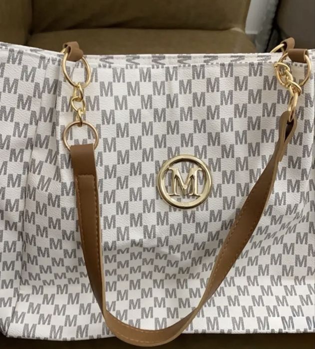 Duas peças , Conjunto de malas