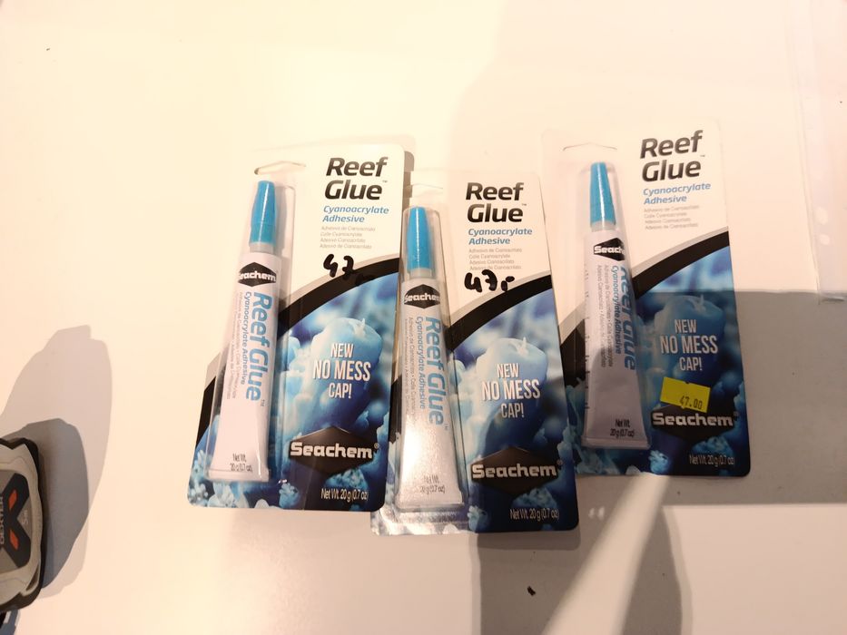 Seachem Reef Glue klej do koralowców oraz skał  strachem reef