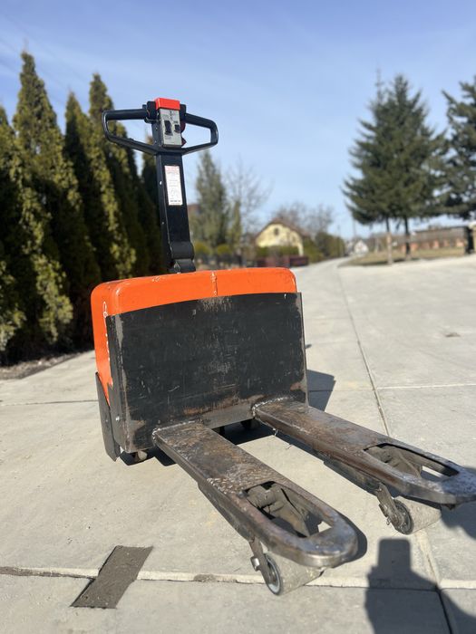 Toyota PP13 – wózek paletowy elektryczny | sprawny