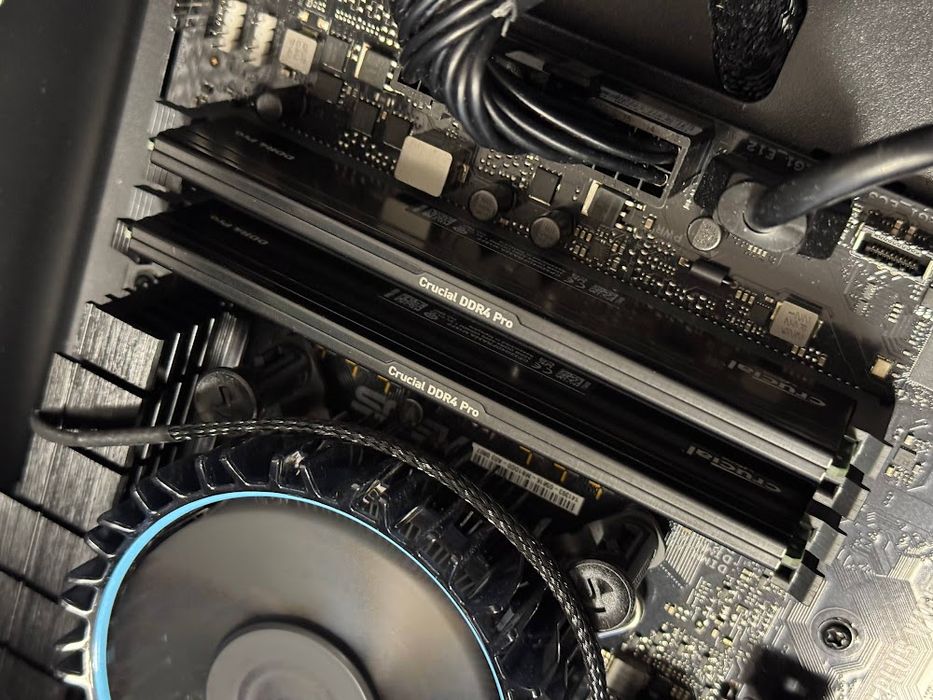 Оперативна пам'ять Crucial Pro DDR4 DIMM 2x32GB 3200MHz CL22 XMP