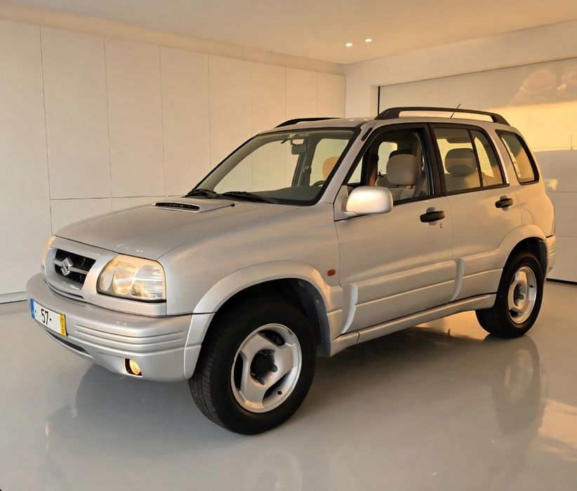 ÚNICO DONO DESDE NOVO, Suzuki grand vitara 2.0 D A/C  ano 2000 como novo  possivel retoma para facilitar o negócio