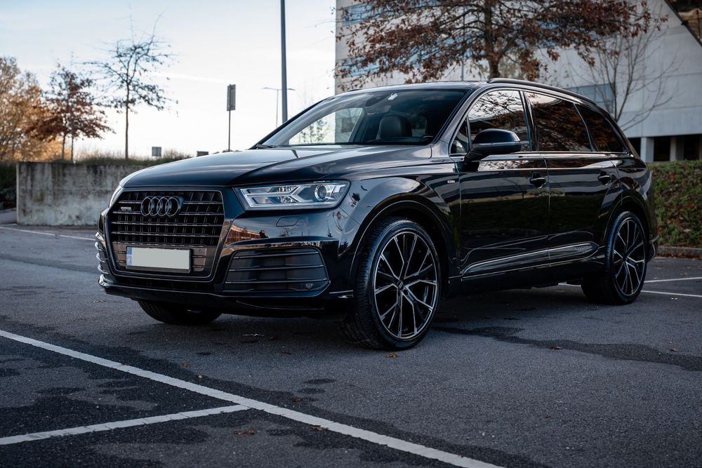 Audi Q7 3.0 TDI quattro S-line Tiptronic 7L