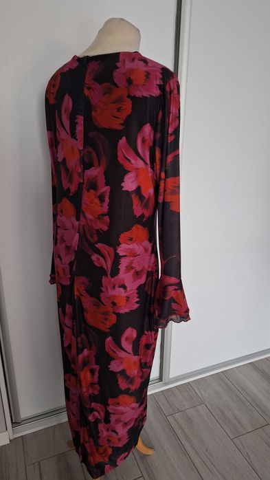 elegancka sukienka na podszewce w roz48 / nowa