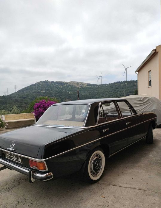 Mercedes W115 Barra 8