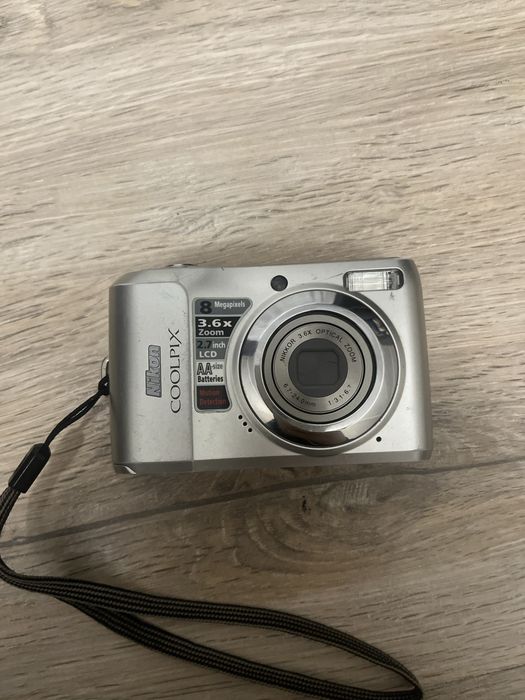 фотоапарат мильниця nikon coolpix l19