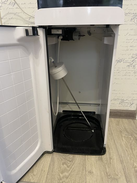 Кулер для води abc