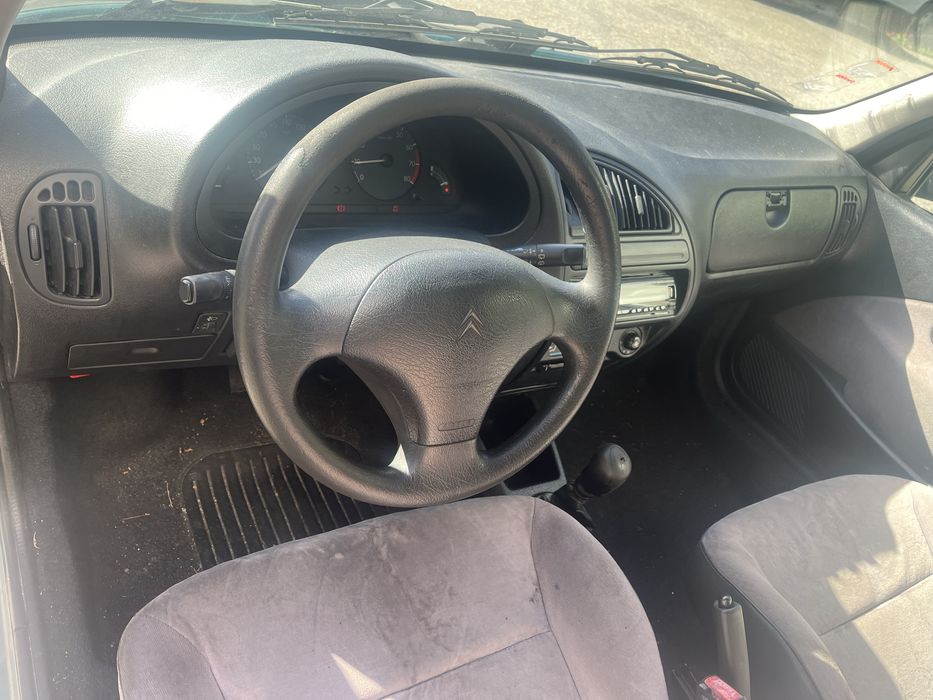 Citroen saxo 1.1 gasolina Ano 1999