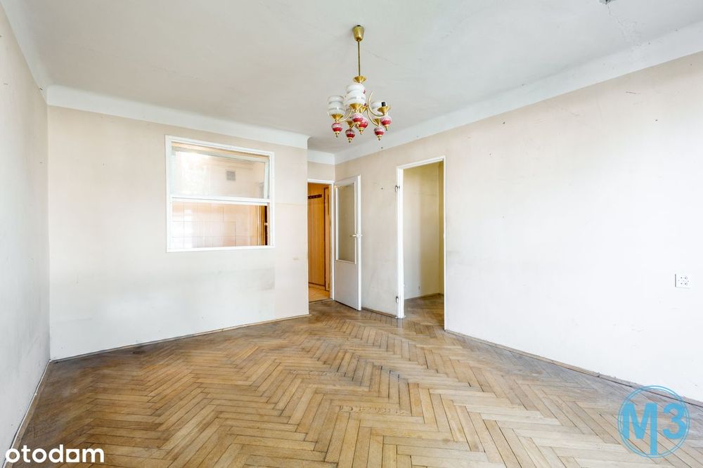Zainwestuj w centrum! 34 m² do remontu, 2. piętro, niski czynsz.