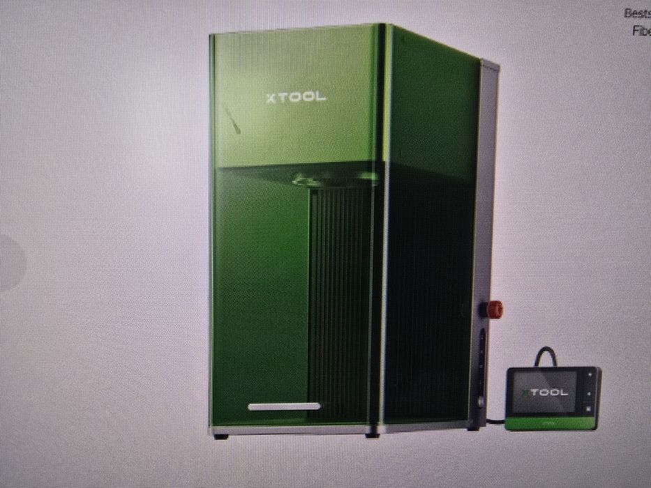 xTool F1 Ultra 20W Fiber & Diode Dual Laser Engraver