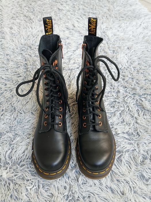 Dr. Martens 1490 Rose Gold Hardware