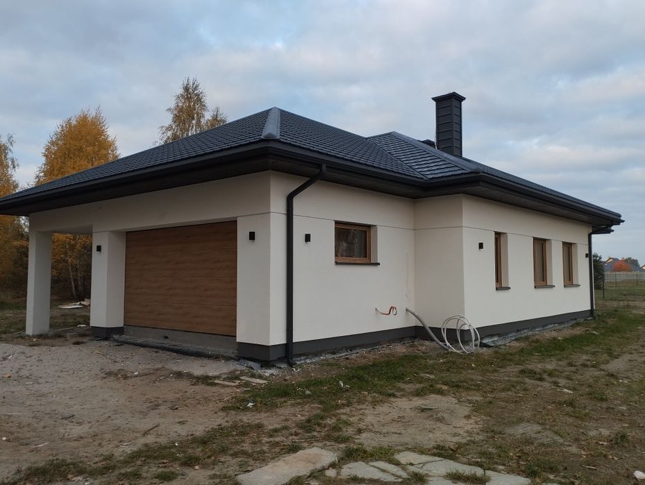 Elewacje docieplenia tynki podbitka