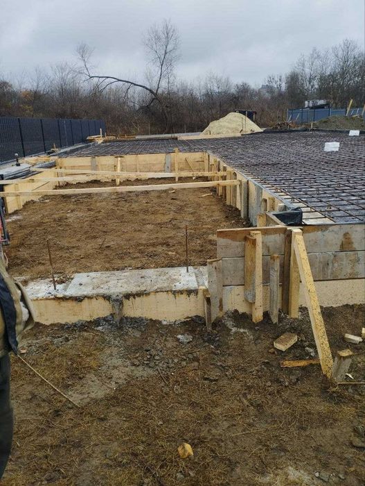 Заливка фундаменту, бетонні роботи під ключ, фундамент