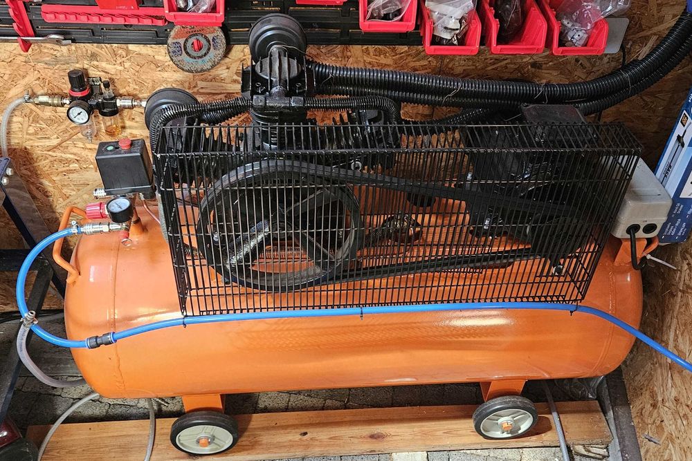 Kompresor 200l Lxc200-3 3 tłoki 400v