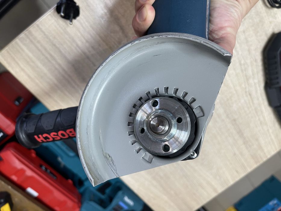 Bosch GWS 13-125 CI / болгарка Бош 125мм 1300W