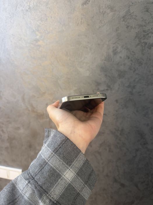 Used IPHONE 15 Pro Max 1tb White Titanium Neverlock Дорошенка,28 IGrand