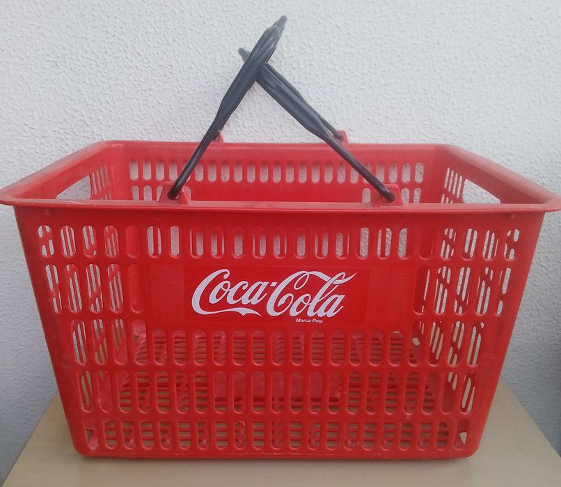 Cesto Antigo Coca-Cola. Marca Araven 22L. 41x31x24cm