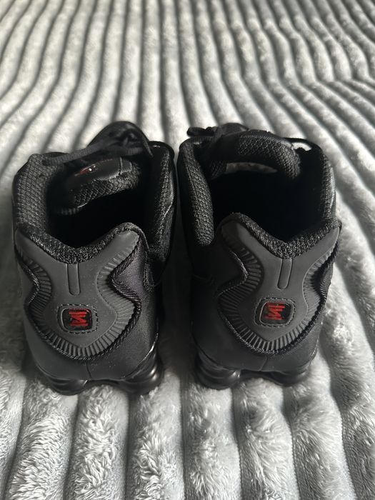 Nike Shox sneakersy