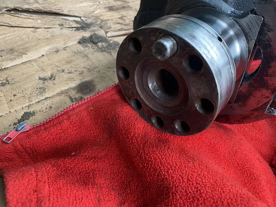 Колінвал д240 д245 Коленвал МТЗ ПАЗ ЗиЛ кАленвал МТЗ гбц блок мотор