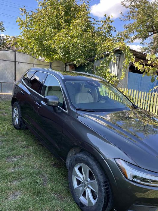 Легкове авто Volvo xs60