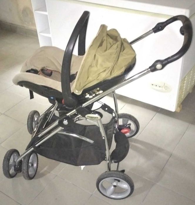 Carrinho de bebe - Bebe Confort Trophy + Cadeira + Ovo