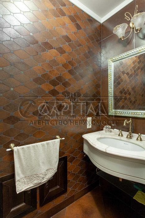 ПРОДАЖ  будину 711 м² Рудики Козин SPA  БАСЕЙН біля Козинки