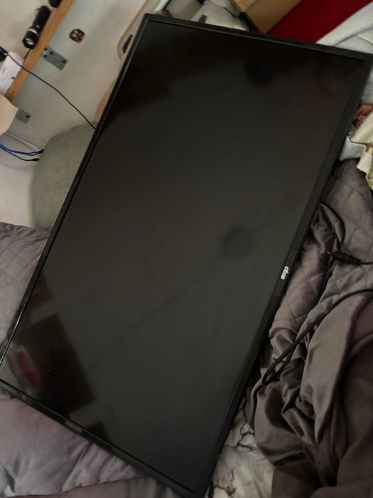 Телевізор Ergo 40" під ремонт або на запчастини