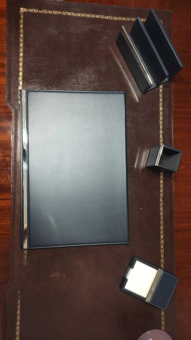 Podkład na biurko, pojemniki, komplet skóra