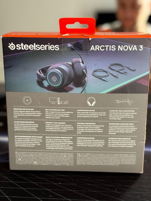 Геймерські навушники STEELSERIES Arctis Nova 3