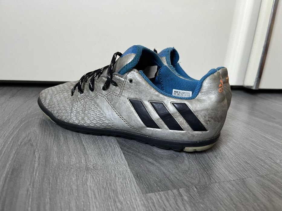 Дитячі сороканіжки Adidas розмір 35