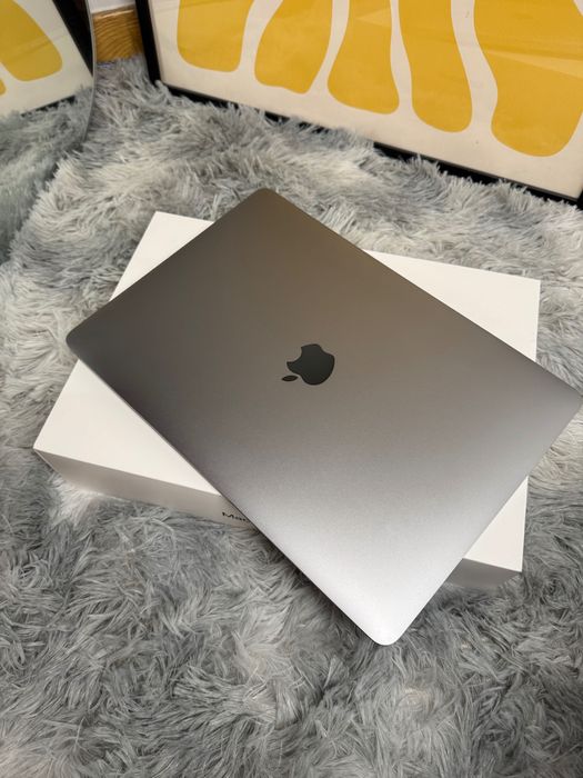 MacBook Air M1 8/256 Space Gray, stan idealny, bateria 95%, komplet
