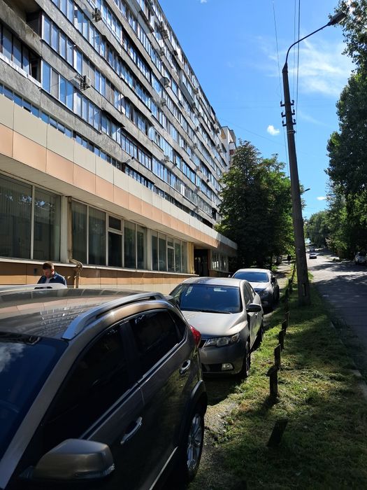 Без комиссии. Фасад.1 этаж.Отдельный вход