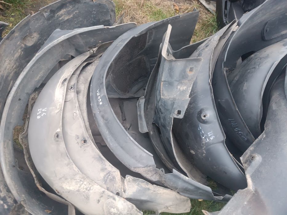 Підкрилок передній задній правий лівий марки авто в описі