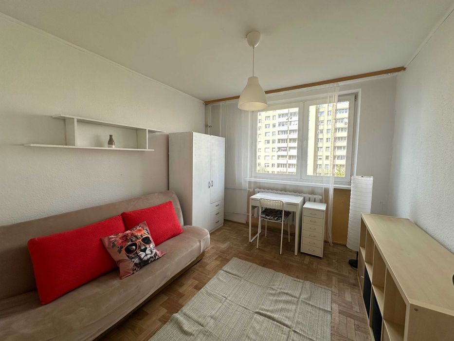 Pokój w 3-pok. mieszkaniu na Ochocie