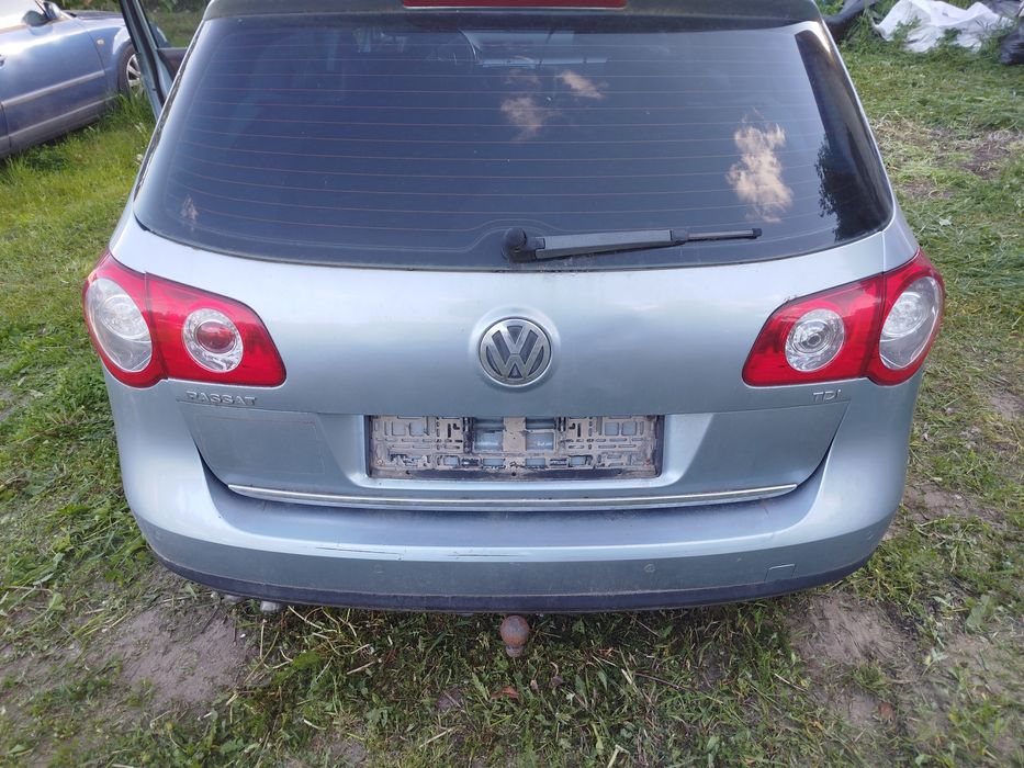 Passat B6 LB5M części Klapa Drzwi Tapicerka