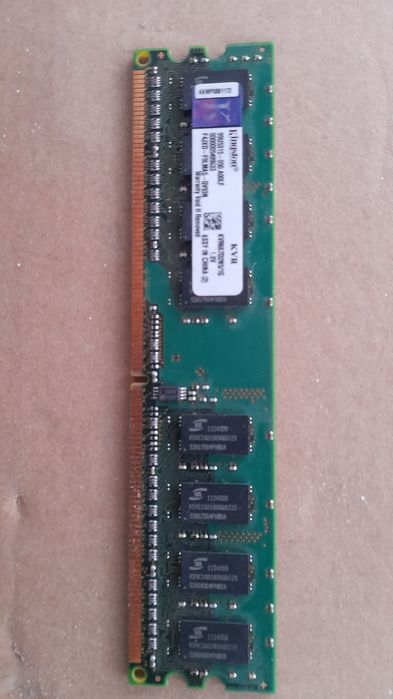 4 DDR 2G  peças usadas 7€ cada