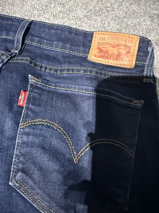 Jeansy Levis roz 29