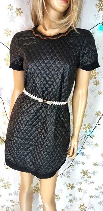 Ciepła sukienka midi XL czarna ze zdobieniem