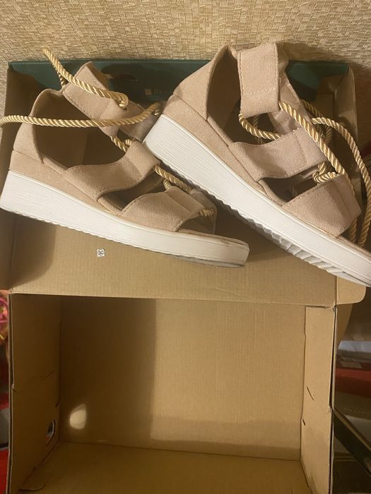 Взуття на святкування та в повсягдення