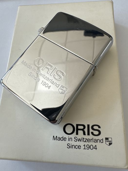 Isqueiro Zippo Oris